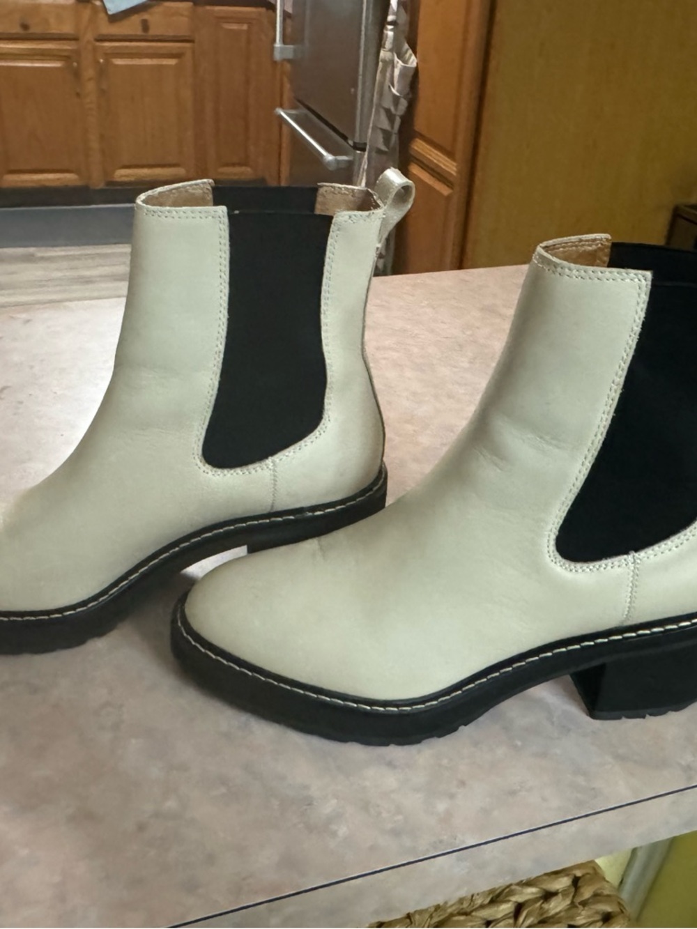 Madewell Cream Chelsea Ankle Boots with Black Elastic Panels